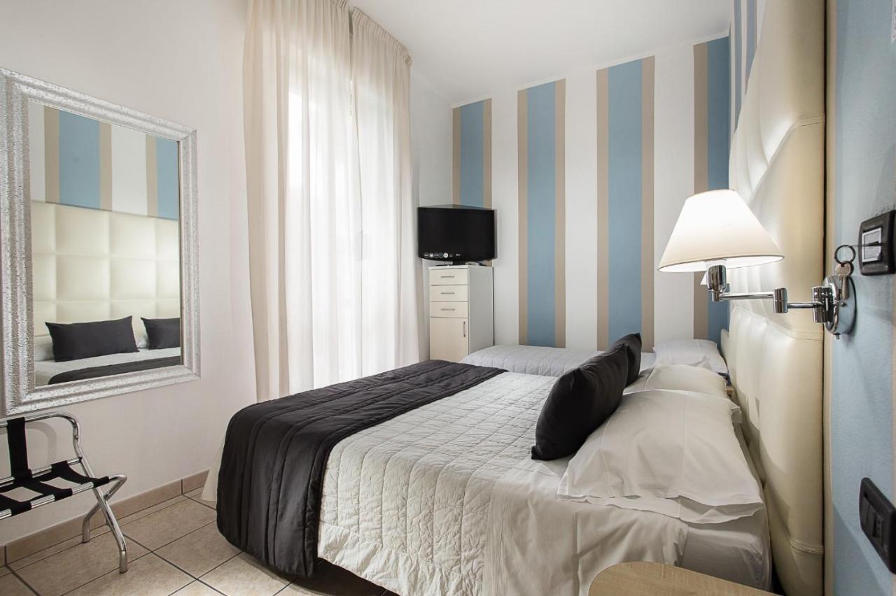Hotel Flora Milano Marittima Luaran gambar