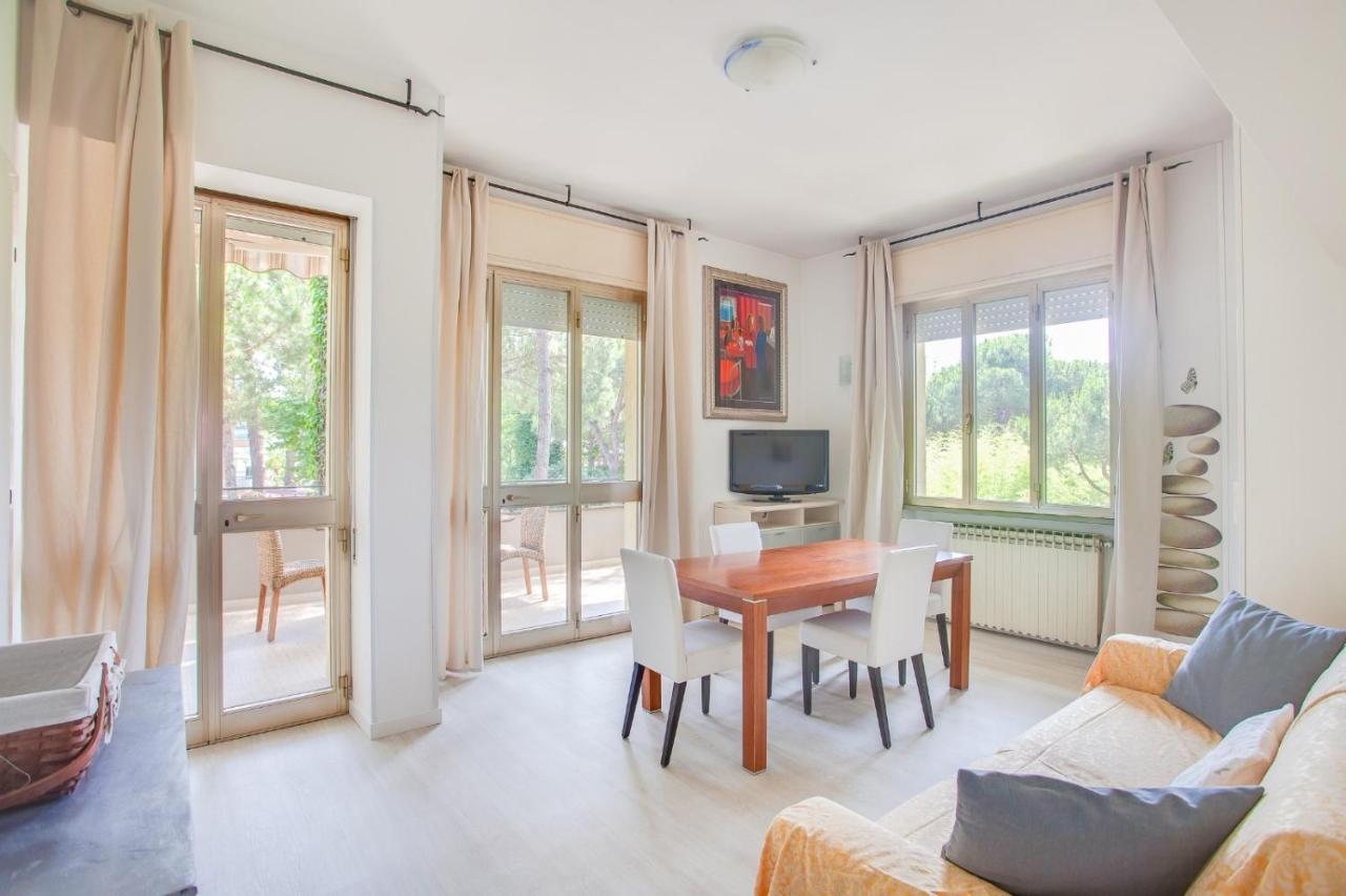 Hotel Flora Milano Marittima Luaran gambar