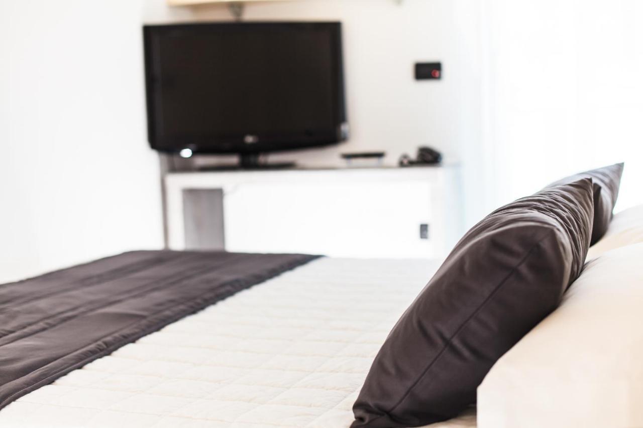 Hotel Flora Milano Marittima Luaran gambar